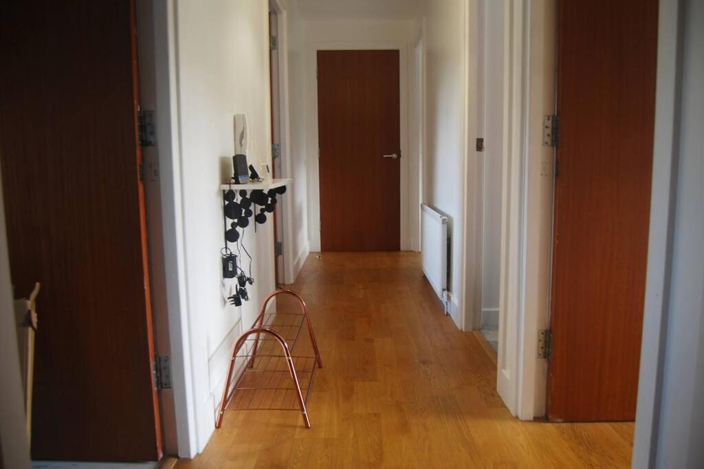 Central Two Bed Flat Close To Arthur'S Seat And University Edimburgo Exterior foto